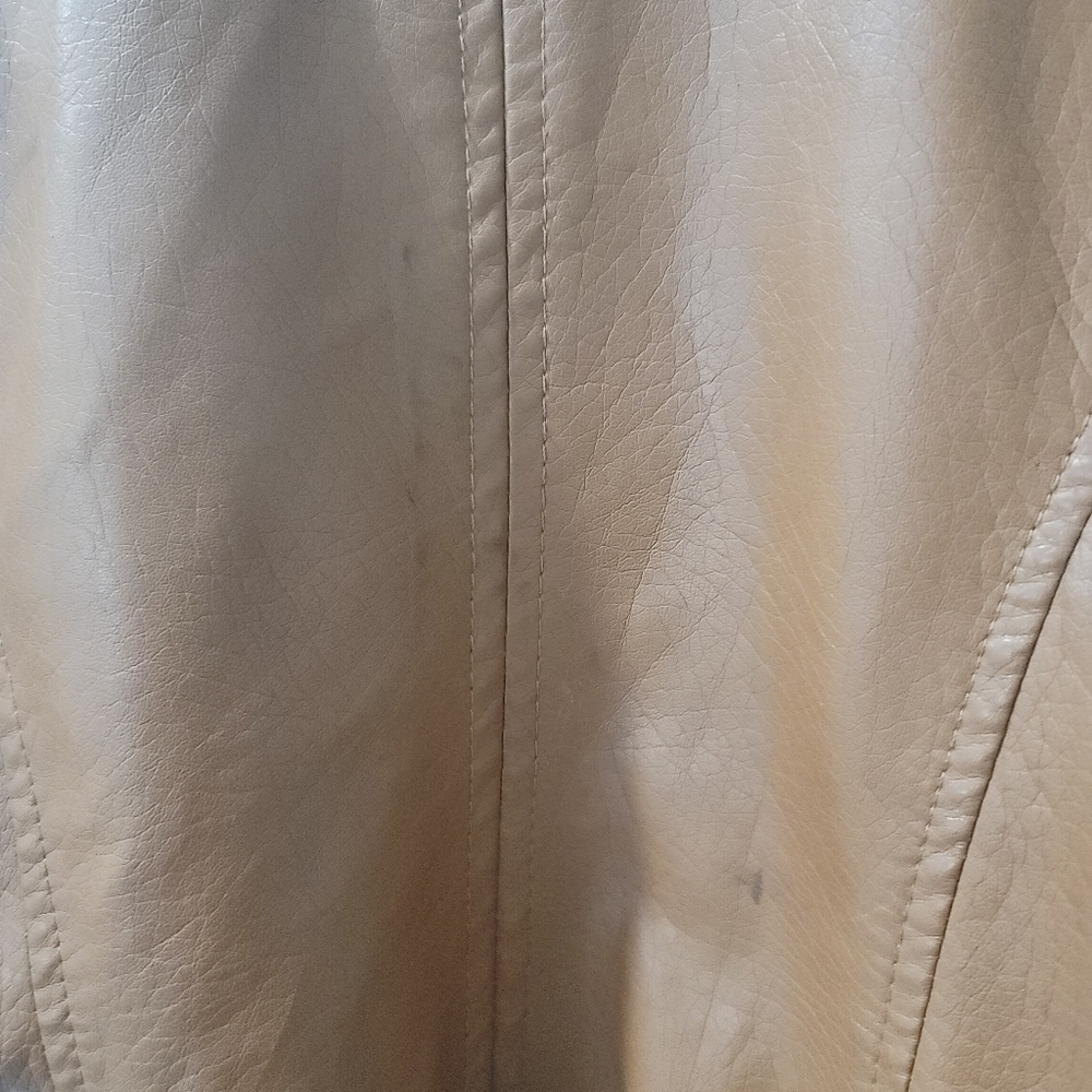 Jacket - Picture 2 of 5